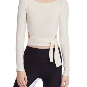 Alo Yoga Barre Long sleeves in Bone